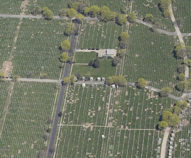 new calvary cemetery: new calvary cemetery 2